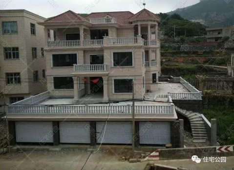 福建170万建4层农村别墅, 拖2年多花十几万, 乡邻看了