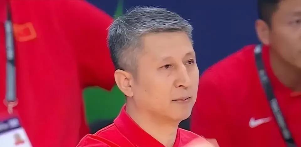 中国男篮这场大胜的背后，到底发生了什么？刚刚，亚洲杯男篮中国1