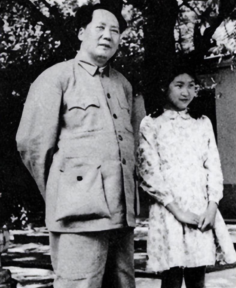 毛主席晚年含泪问女儿“为何不常来看我”，真相让人瞬间破防1972年，陈毅元帅