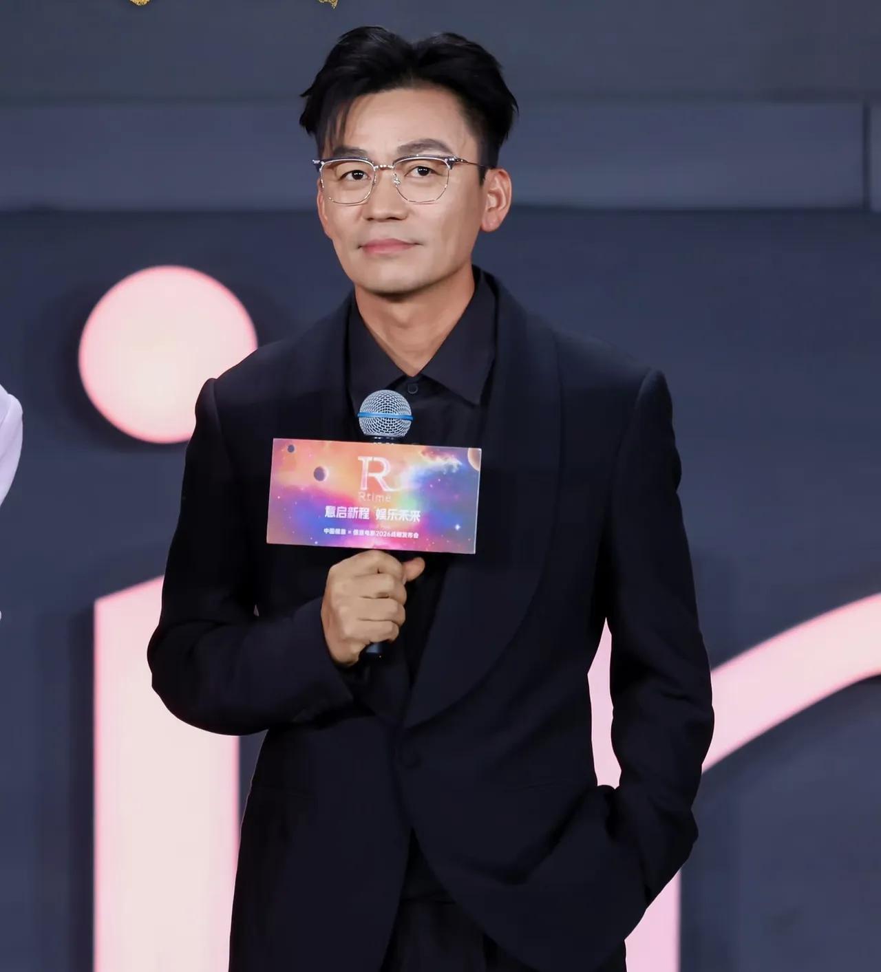 真的心疼王宝强，同台入围的演员都有票数，他为何一票未得？萨日娜拿下最佳女配，我
