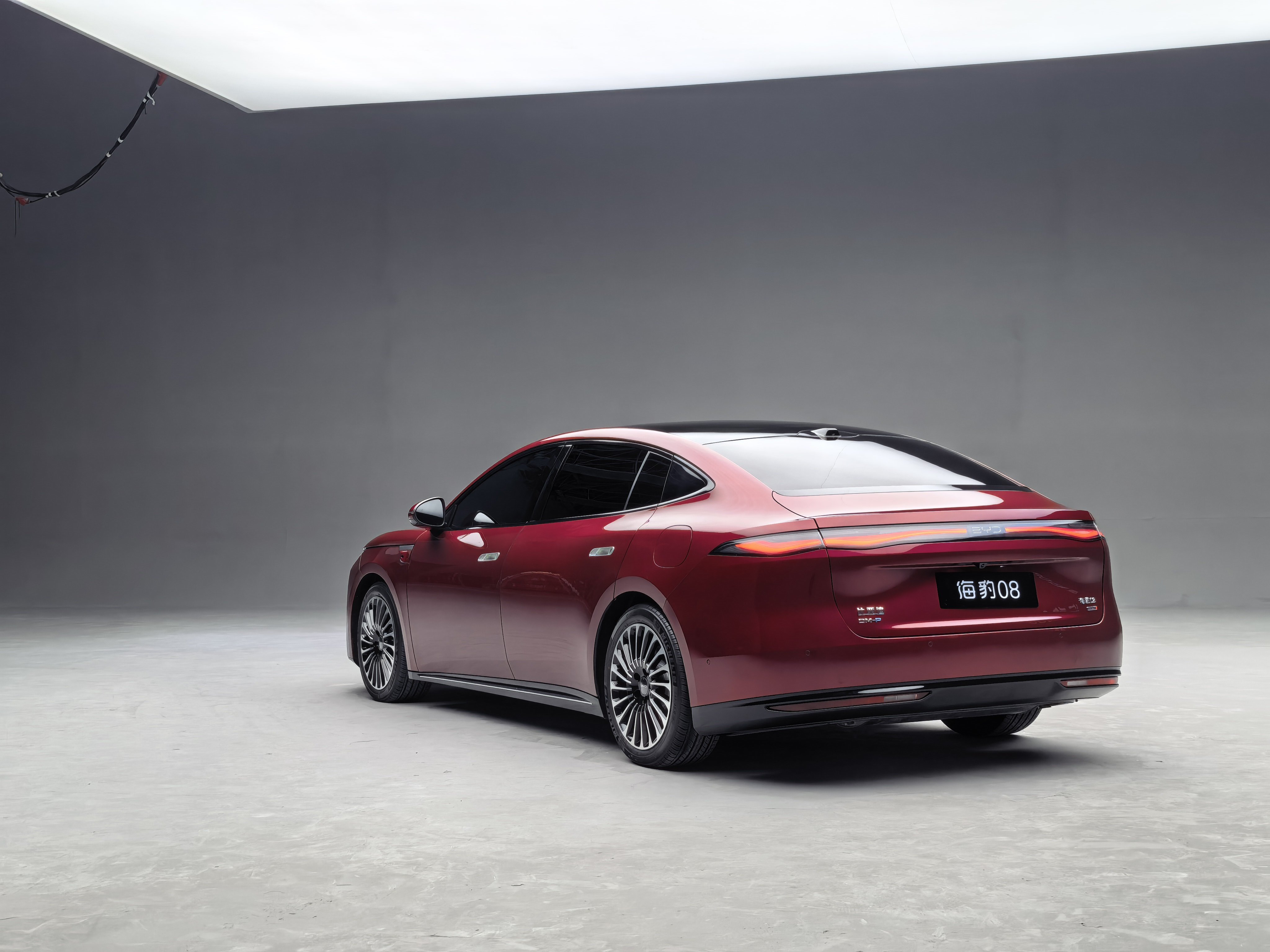 视频被夹了，分享一组未修图的海豹08DM-p的实拍图给大家吧。还是那个观点，