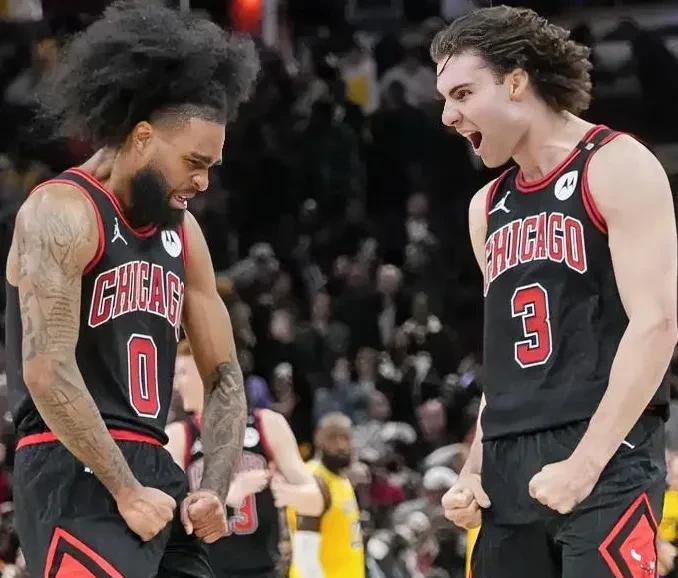 公牛掏钱的手速，赶不上年轻人身价暴涨的速度。一场152分对轰战后，五份工资单