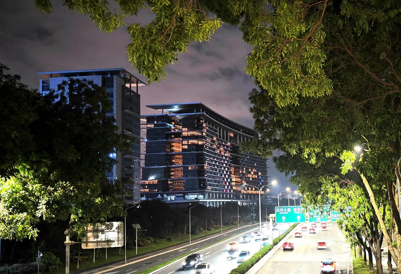这一种建筑，目前是深圳知名度最高的建筑，深圳香蜜湖国际会议交流中心的宾馆，202