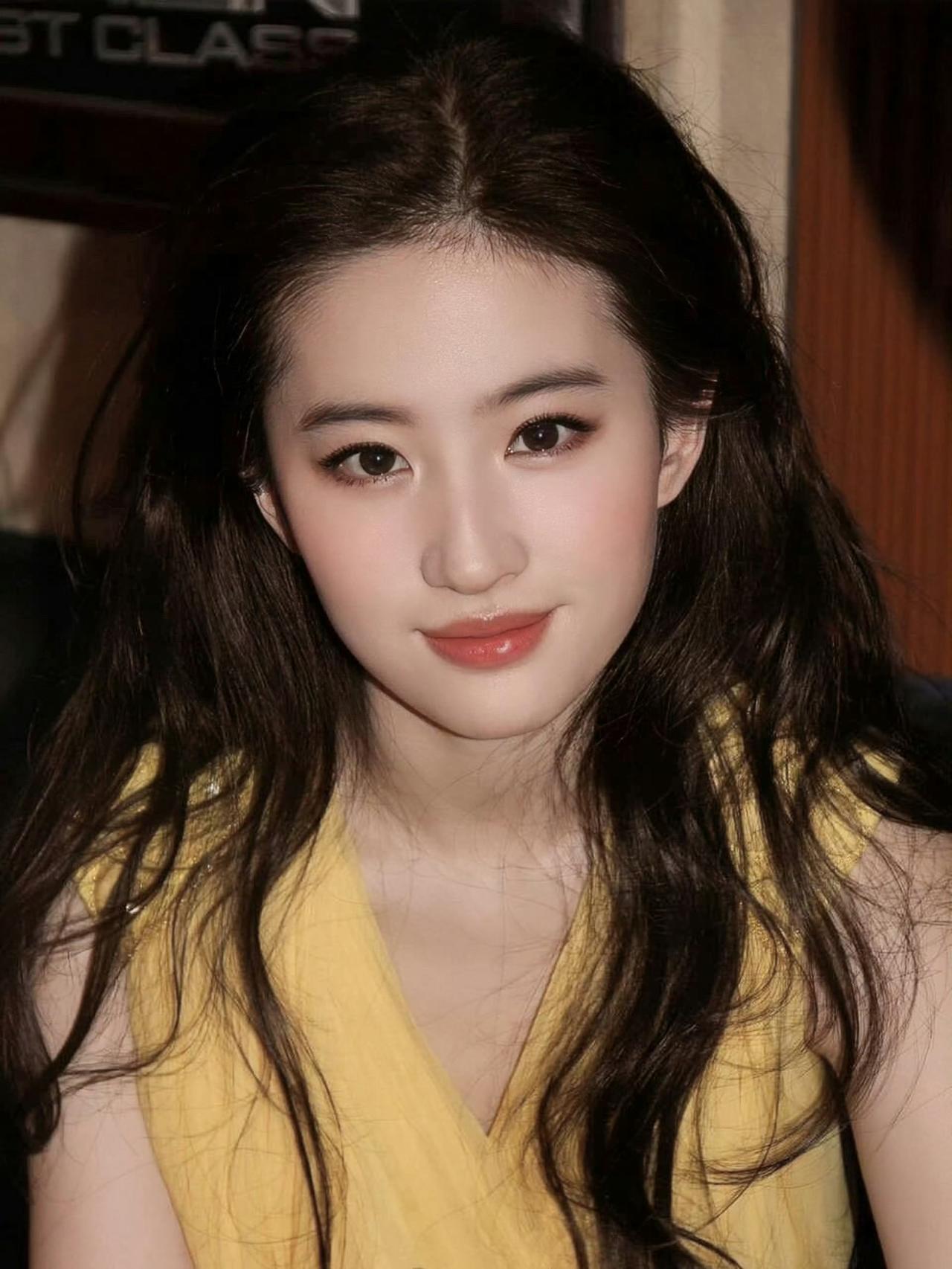 惊为天人的美貌