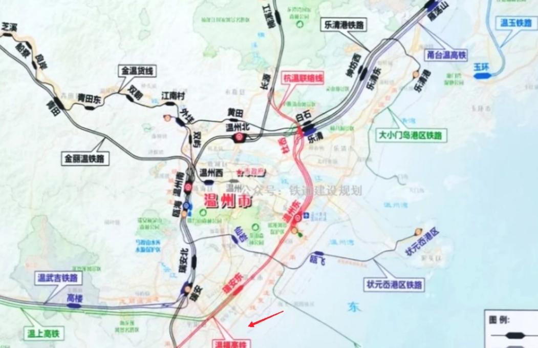 温福、漳汕高铁进入施工高潮：温福福建段隧道全面掘进，漳汕闽粤段箱梁规模化架设。建