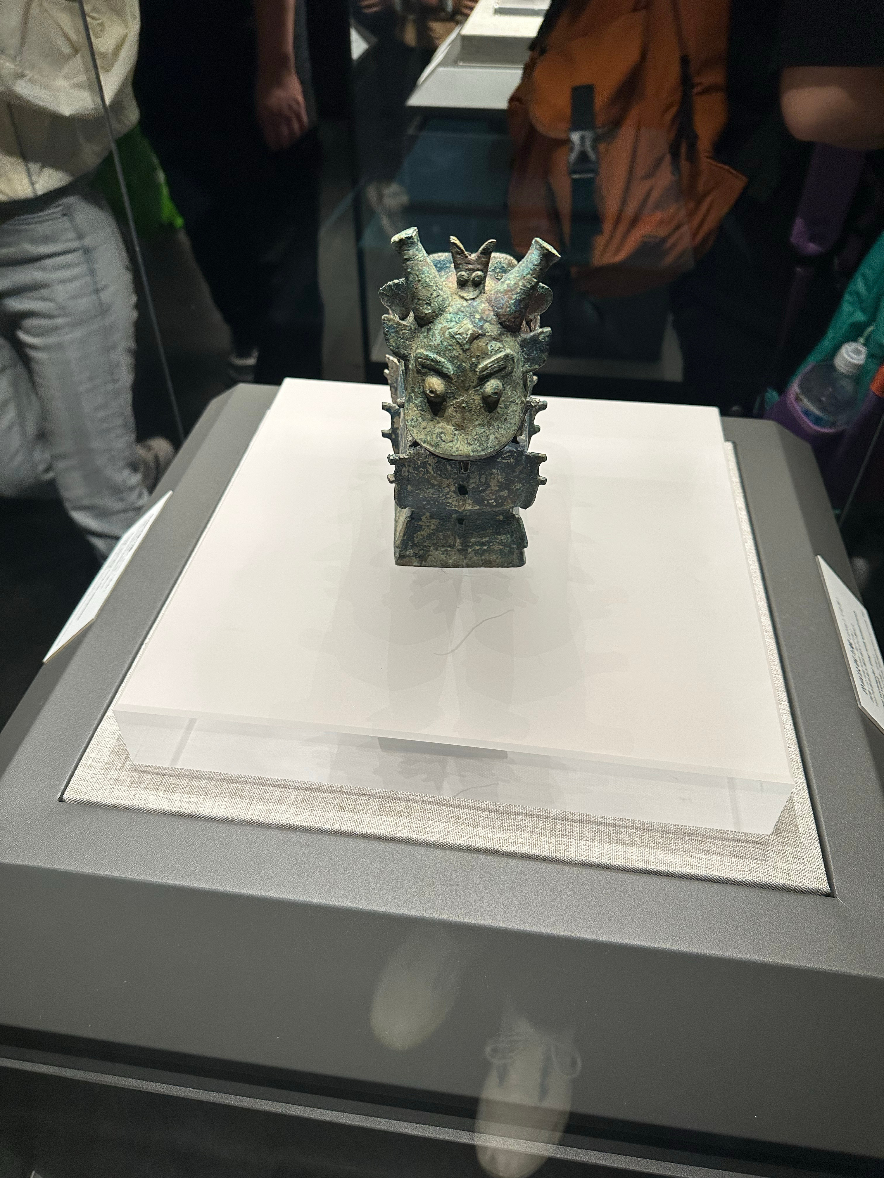 河南博物院跟其他地方博物馆很大的不一样，就是其他的博物馆主要是“历史人物”跟“历
