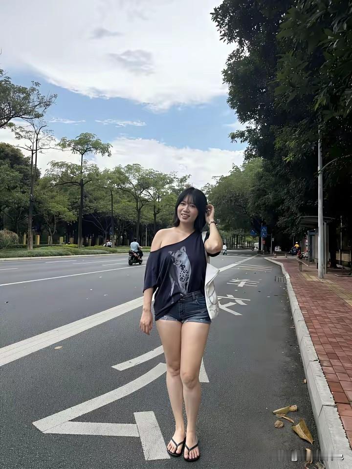 腿是真的长。