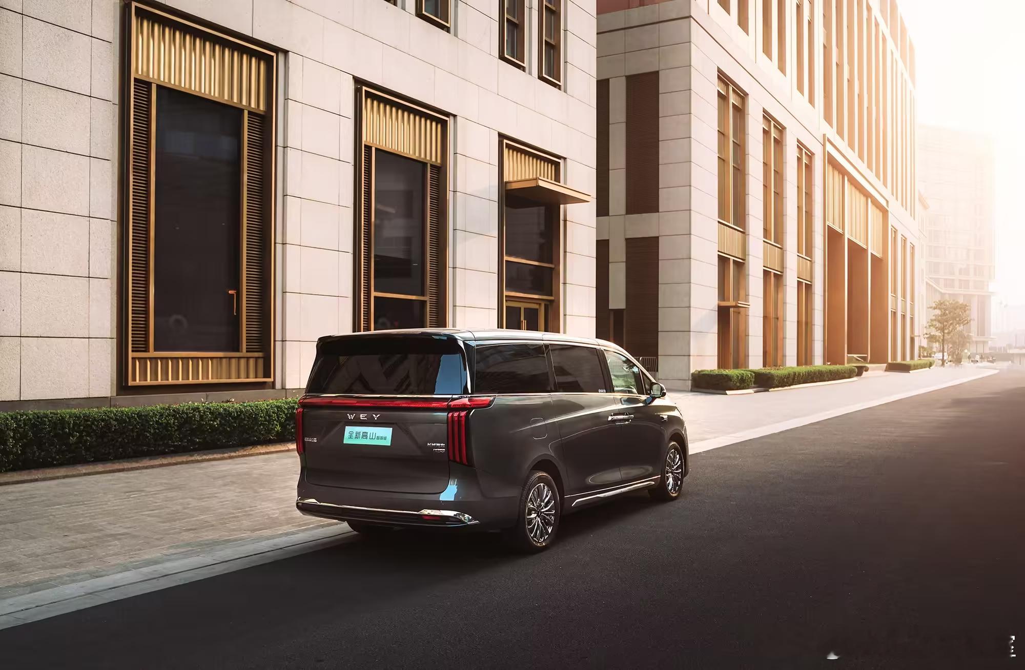 魏建军宣布新平台命名归元这名字挺好的，既有传统文化的韵味，也通俗易记。前几年