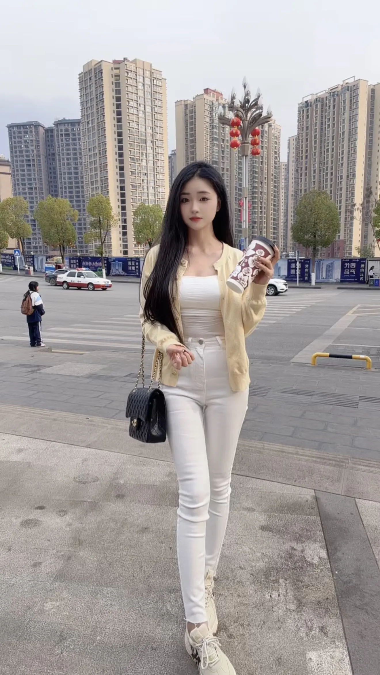 奶茶一杯快乐起飞