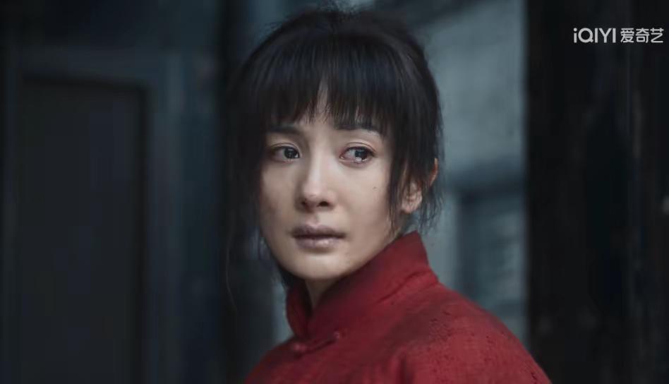 批评杨幂演技似乎成了一种政治正确！最近，新剧《生万物》开播了，杨幂欧豪倪大红秦