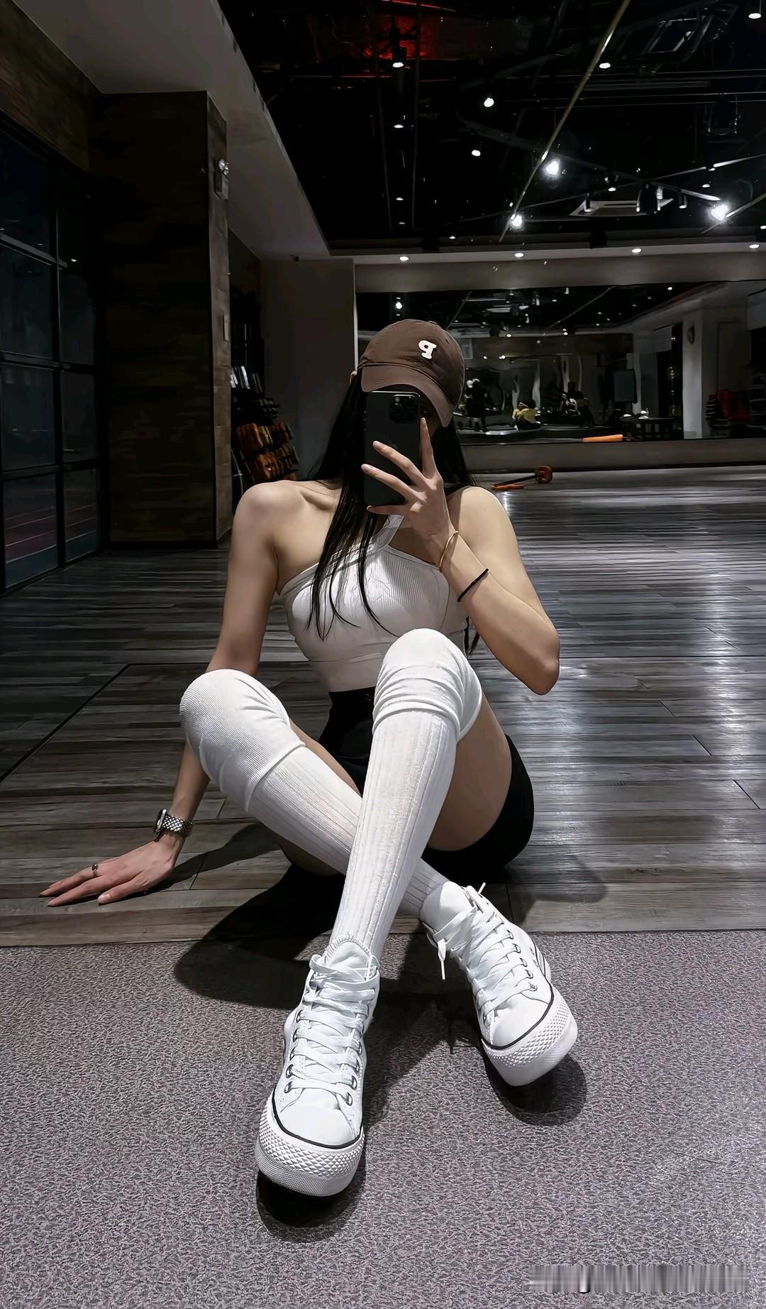 晒图笔记大赛健身房大神，健身的榜样，加油加油