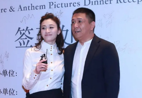 1.李小冉和徐佳宁不止是夫妻，更是紧密绑定的商业伙伴，只要没出现原则性大问题，两