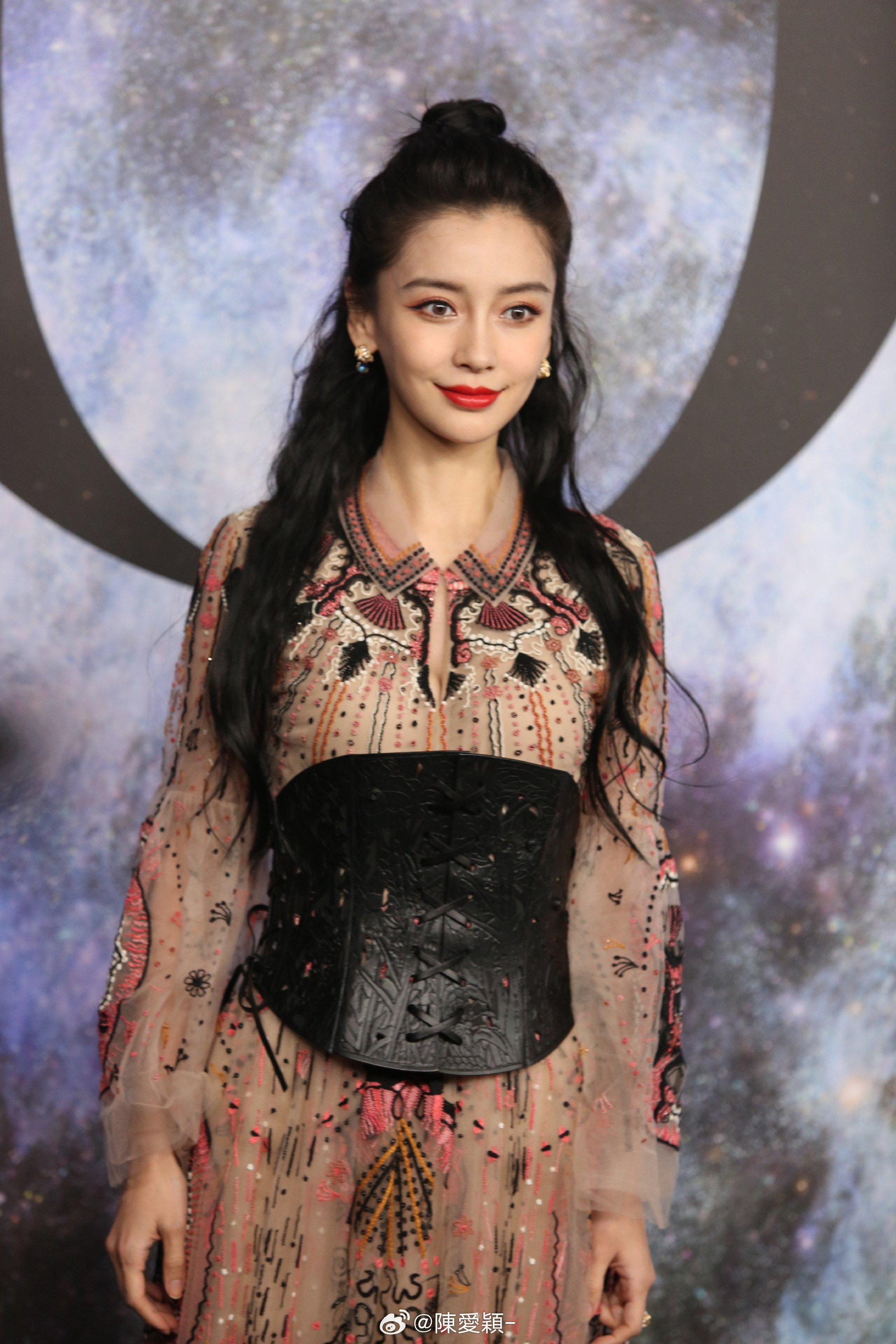 angelababy|杨颖为了你我跨过千千山万万水灯火如明