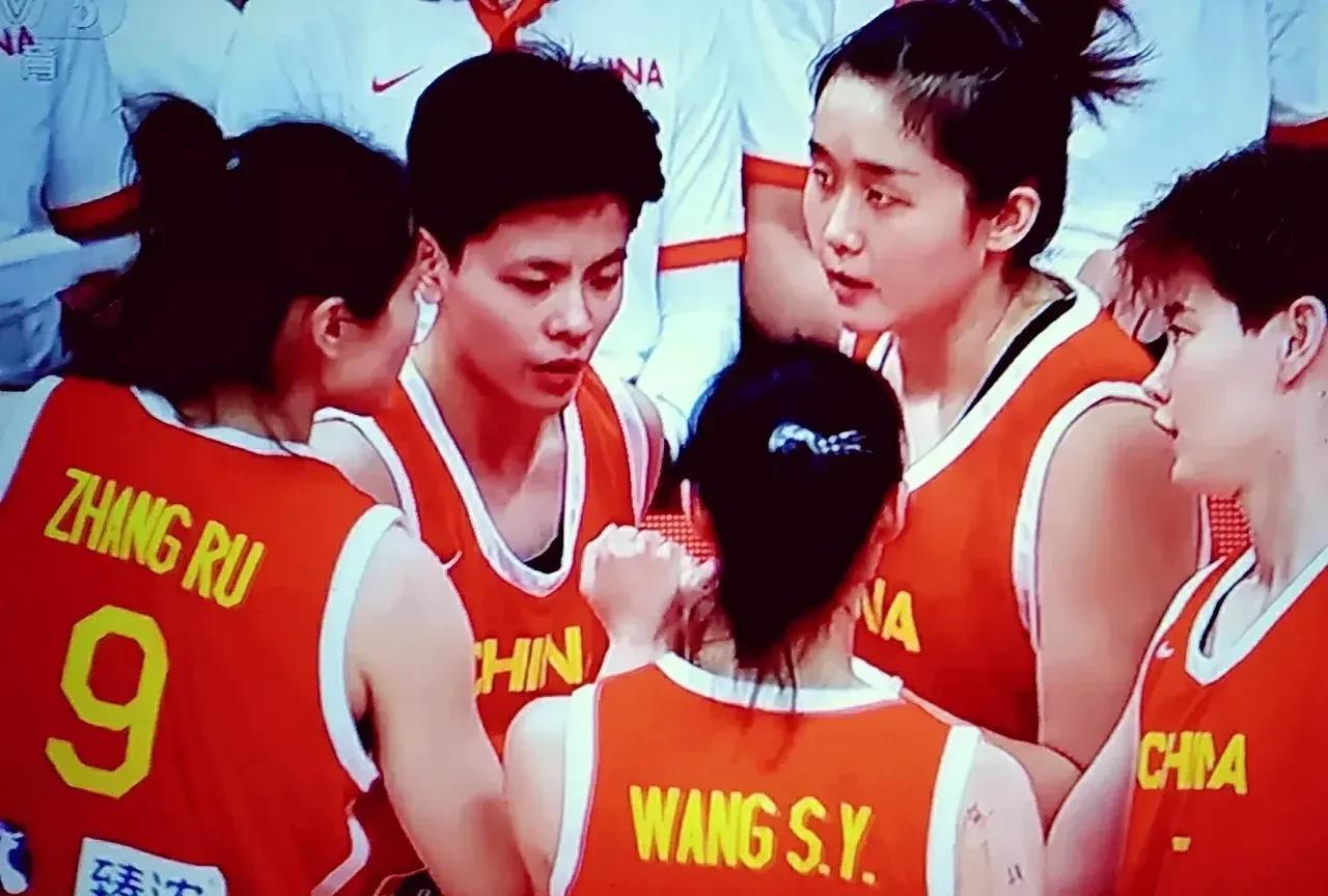 日本女篮替补‘放水’西安站？五连冠霸主暗藏烟雾弹，中国女篮需警惕！