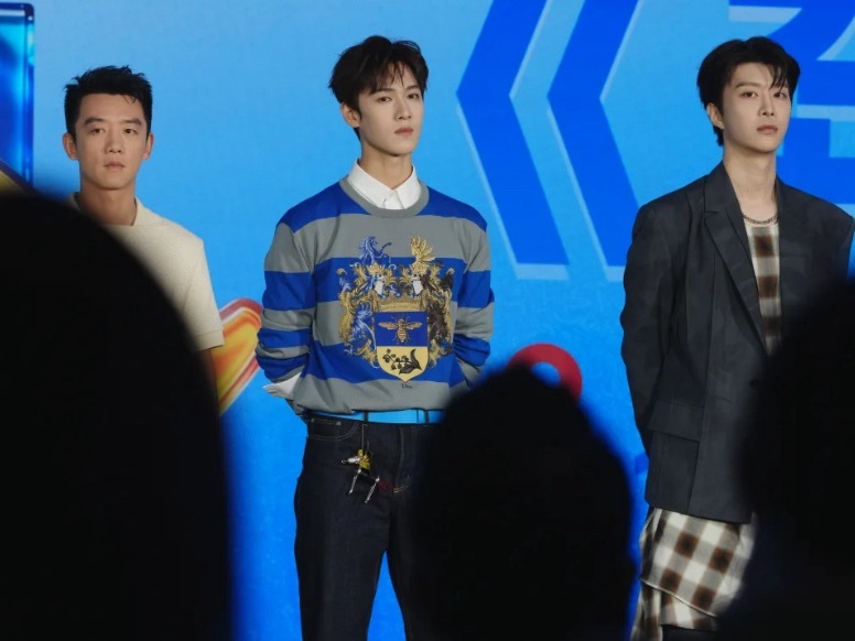 无死角完全无死角李昀锐和范丞丞