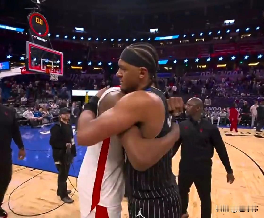 阿杜的能力！班凯罗谈杜兰特：“杜兰特一个人撕碎我们的防线。”“打乱我们防