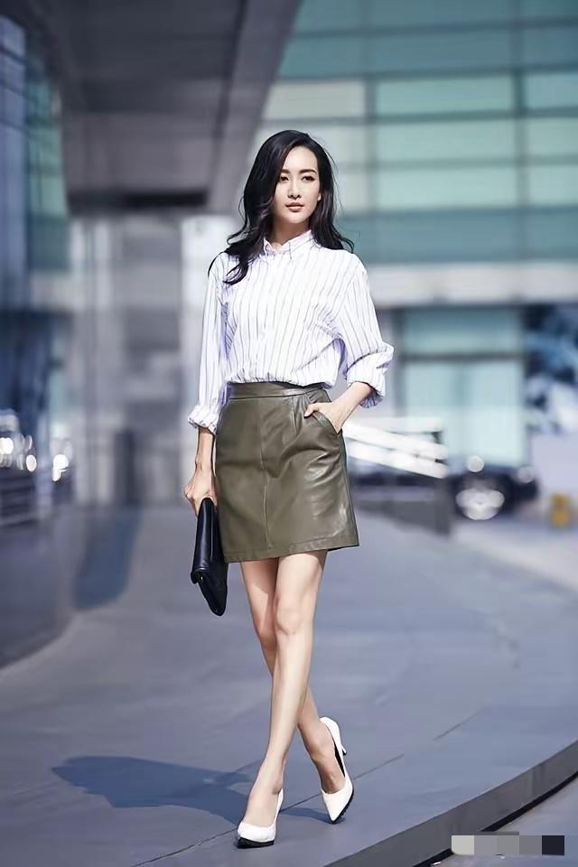 真是不查不知道，一查才发现原本我以为王鸥要模样有模样，要身材有身材，演技也不错，