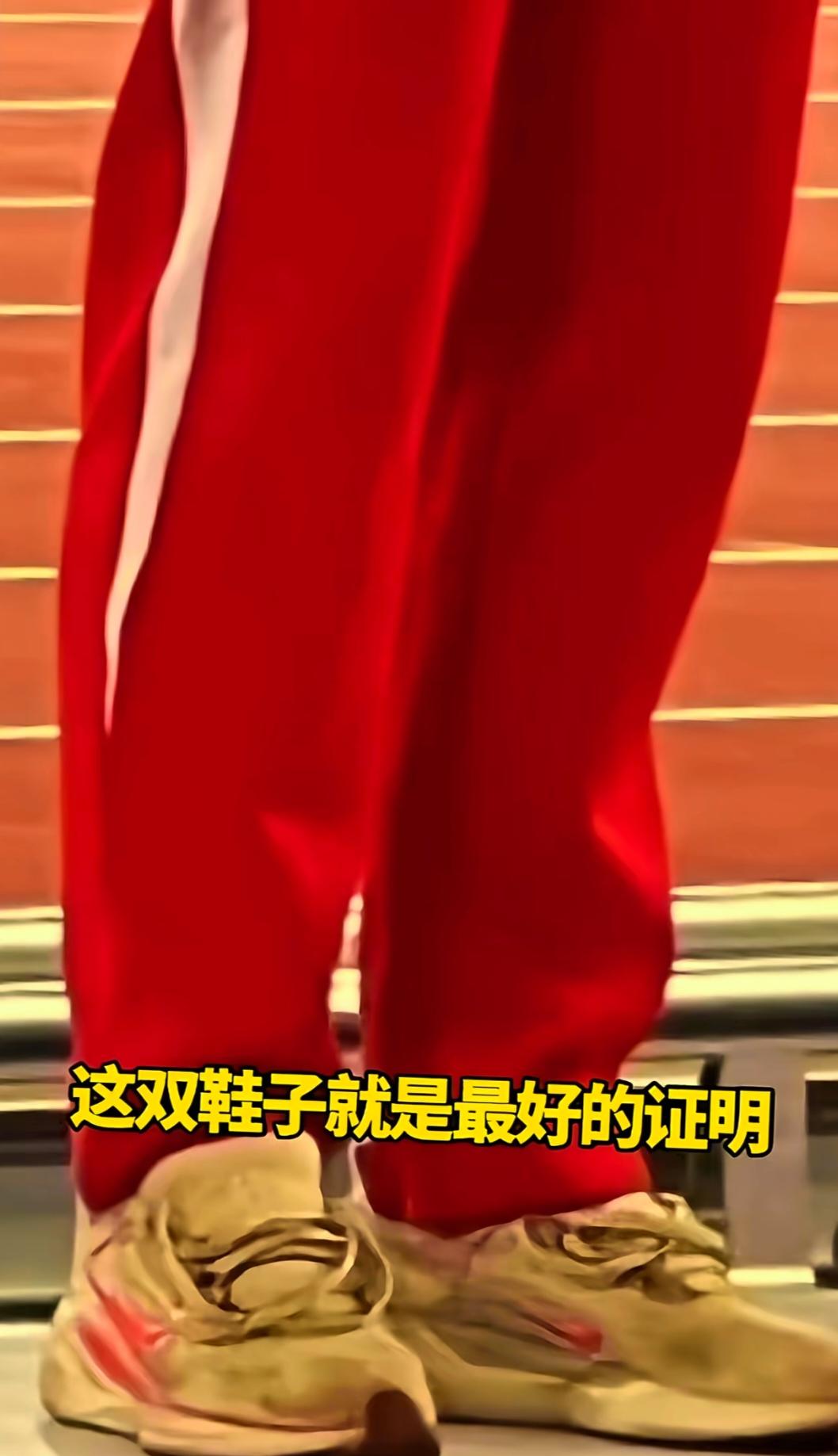 栏上飞人刘景扬75万到手！全运会金牌和银牌的差距，根本不止一块奖牌！谁看了