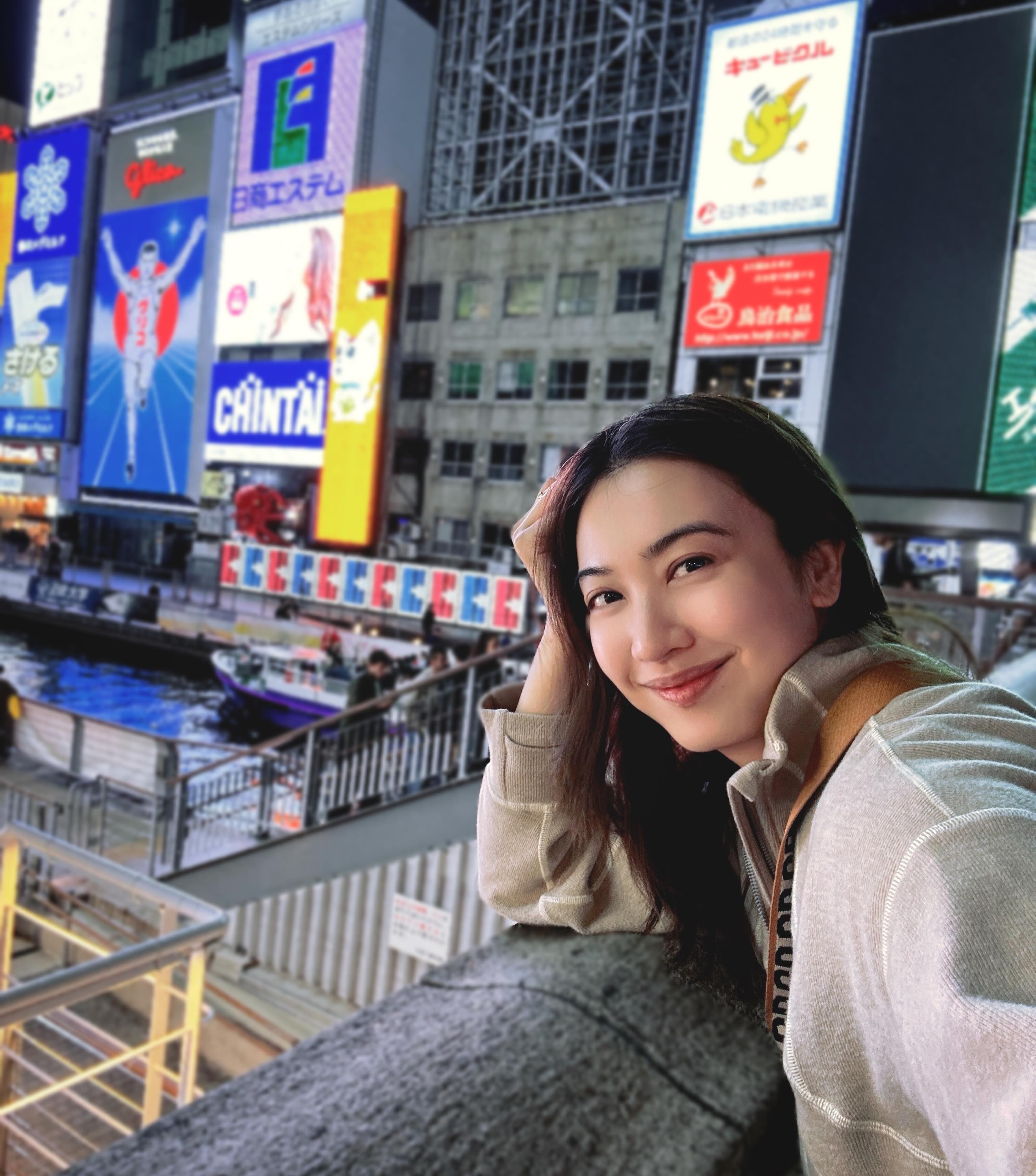 朱千雪一家三口日本旅游