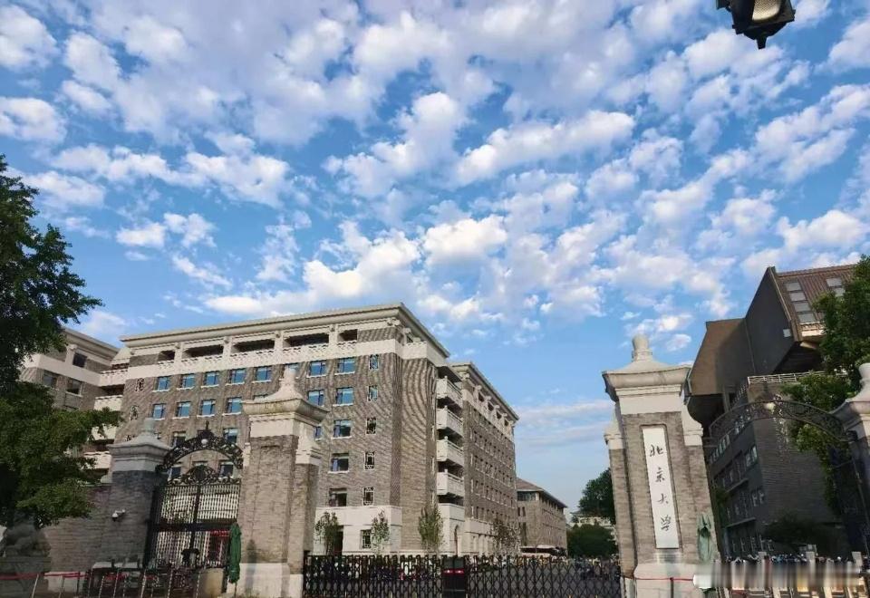 人民币已经势不可挡！根据截至之前公布的数据，石油人民币结算取得了标志性突破：在中