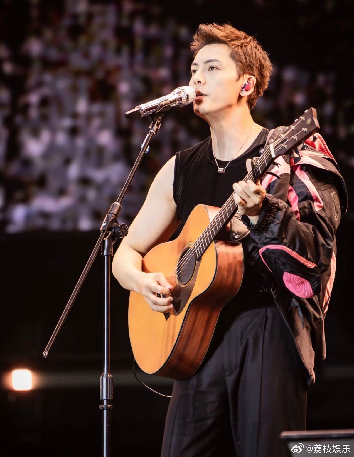 陈伟霆否认英皇演唱会没有请他 原来是虚惊一场啊，真的有被吓到！陈伟霆只是在逗大家