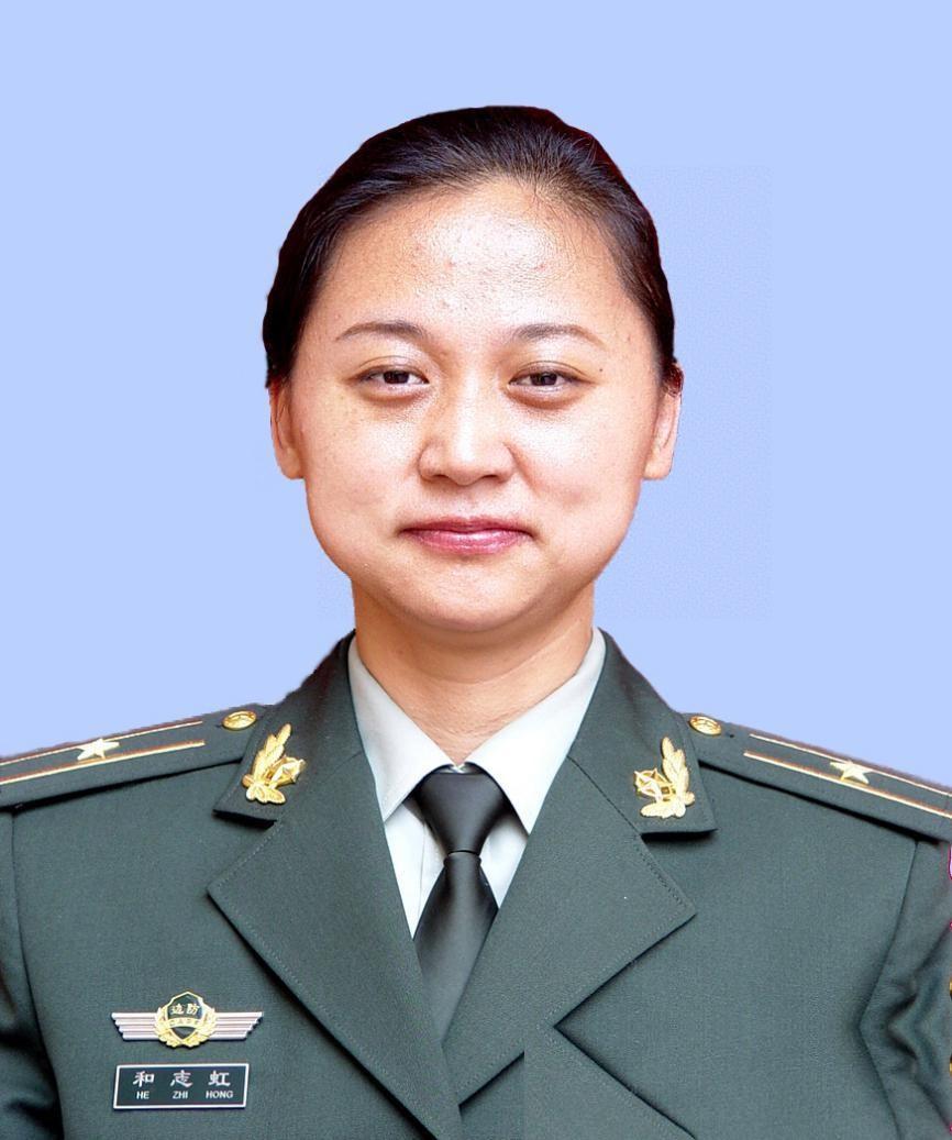 想象一下，你平时写的作业竟然惊动了外国大使馆，对方不仅专门请你去做客，还郑重其事