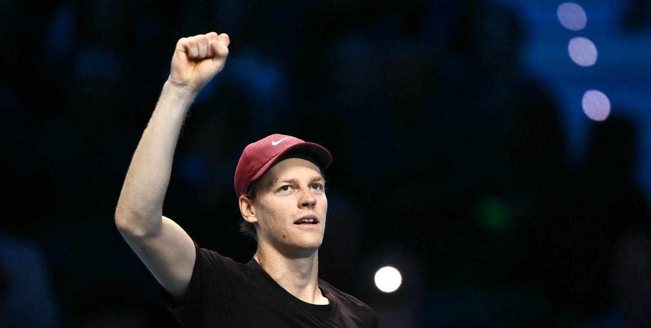 辛纳，又创纪录了！习惯性击溃德米纳尔晋级年终总决赛男单决赛之后，24岁的辛纳得