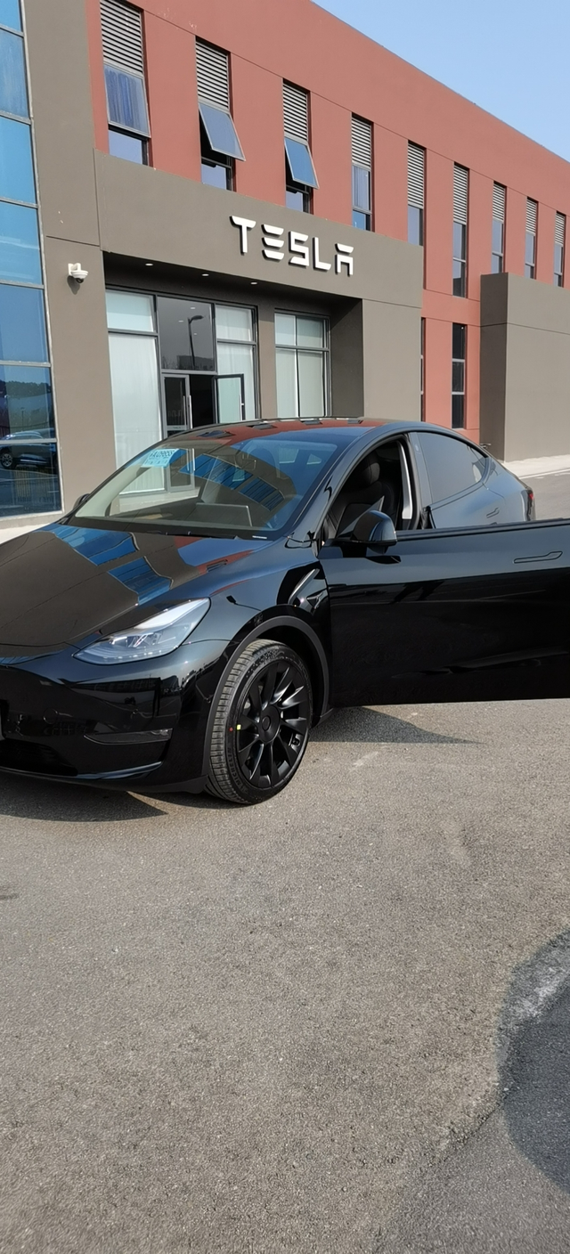 能耗太高了你们都是怎么开的啊，我能耗都是155左右，高速120码，不开空调，不