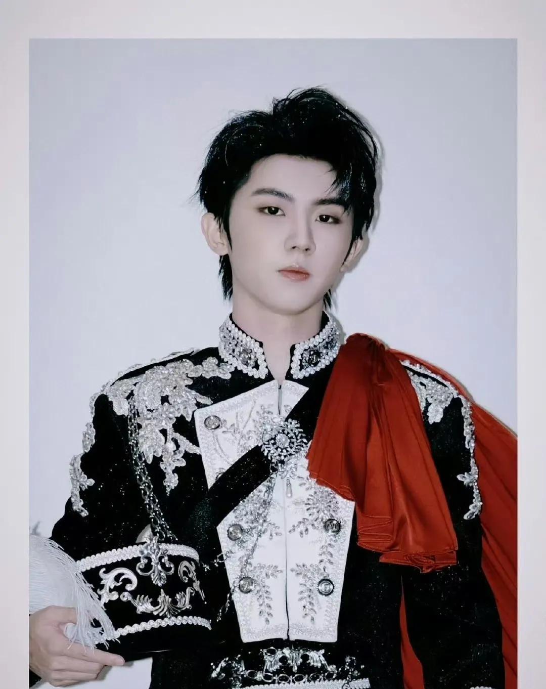 《歌手2025》揭榜好热闹，没想到支持率最高的竟然是马嘉祺！马嘉祺报名揭榜歌手