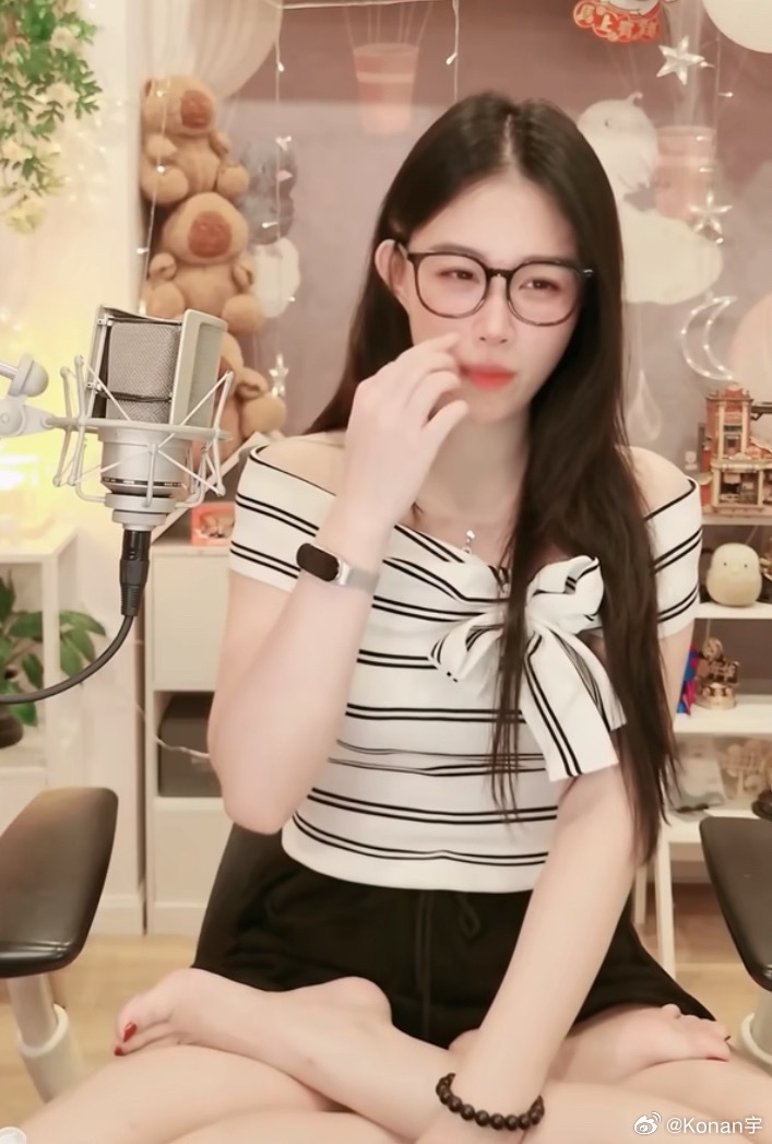 冷冷：回归dota干啥啊，你们代表不了dota的观众，你们仅仅只是极小一部分，我