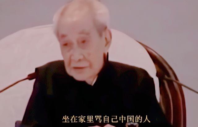 曾有人问南怀瑾：“中国有钱人怎么都喜欢把子女往国外送？”南怀瑾听后脸色突变严肃地