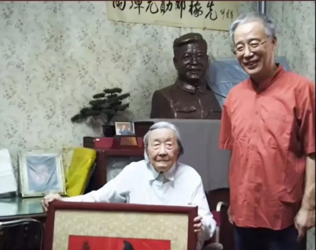 2023年8月，“两弹元勋”邓稼先的夫人许鹿希，于北京市一所不足70平方米的老宅