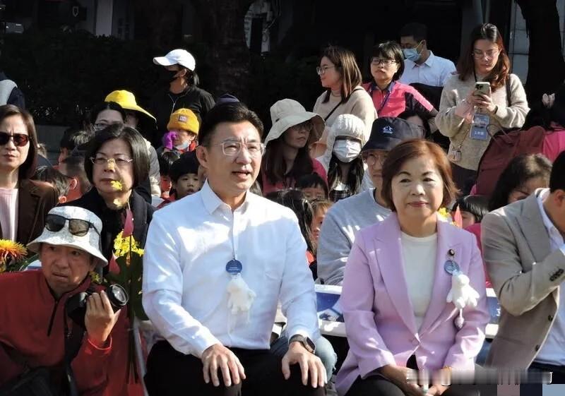 台中江启臣和杨琼璎调解都不去，只是派代表去谈，这以后不管谁出线，还好合作吗？