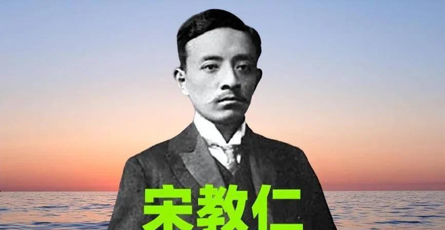 1913年，宋教仁在上海火车站被刺杀，生命垂危，在医院他对于右任说：我很痛，估计