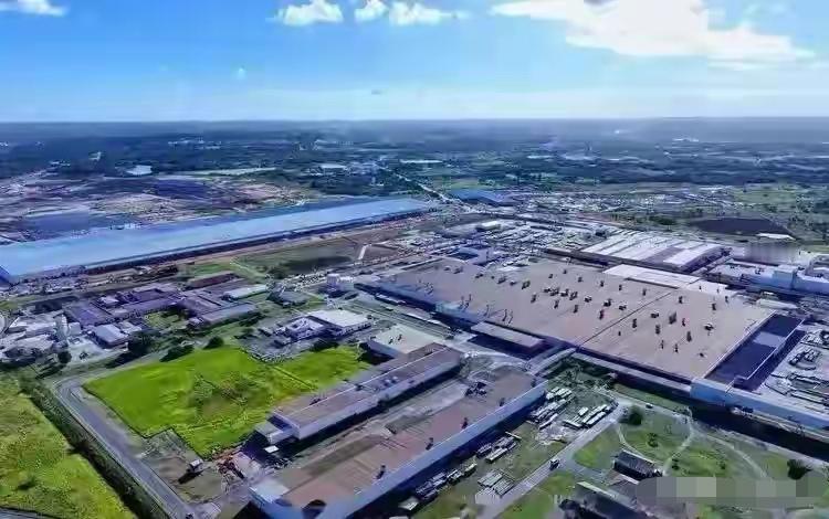 6.98万的极狐T1出来那天，我第一反应是：长安启源Q05那个7.49万的价，怕