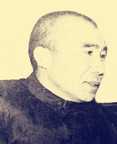 1948年，蒋介石请王耀武吃饭，宋美龄亲自下厨做了山东菜，吃完饭后，王耀武却对妻