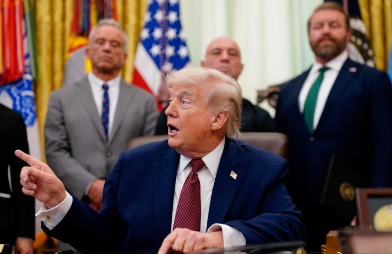 这一波操作，全世界都没有猜到。川普：伊朗如果不达成协议，战火立马重启。伊