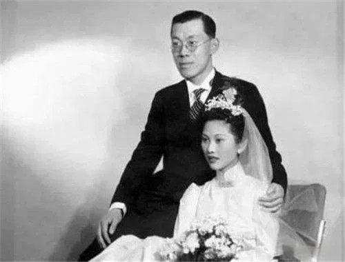 1947年，张幼仪突然对生了4个孩子的儿媳妇说：“你到美国去吧！”儿媳妇很诧异，