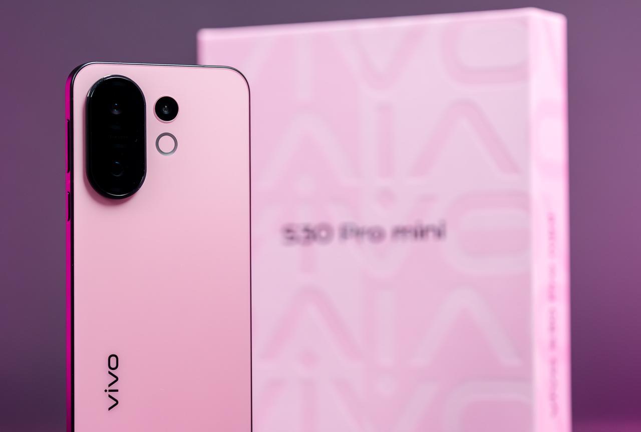 补充一下vivoS30Promini的数据吧，尽管这台手机主打的是小屏+
