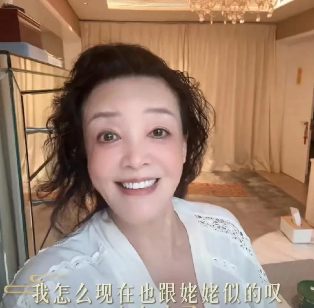 你们发现了吗？张兰虽然不跟S妈“过招”了，但是张兰有意无意的话，总能让对方不痛快