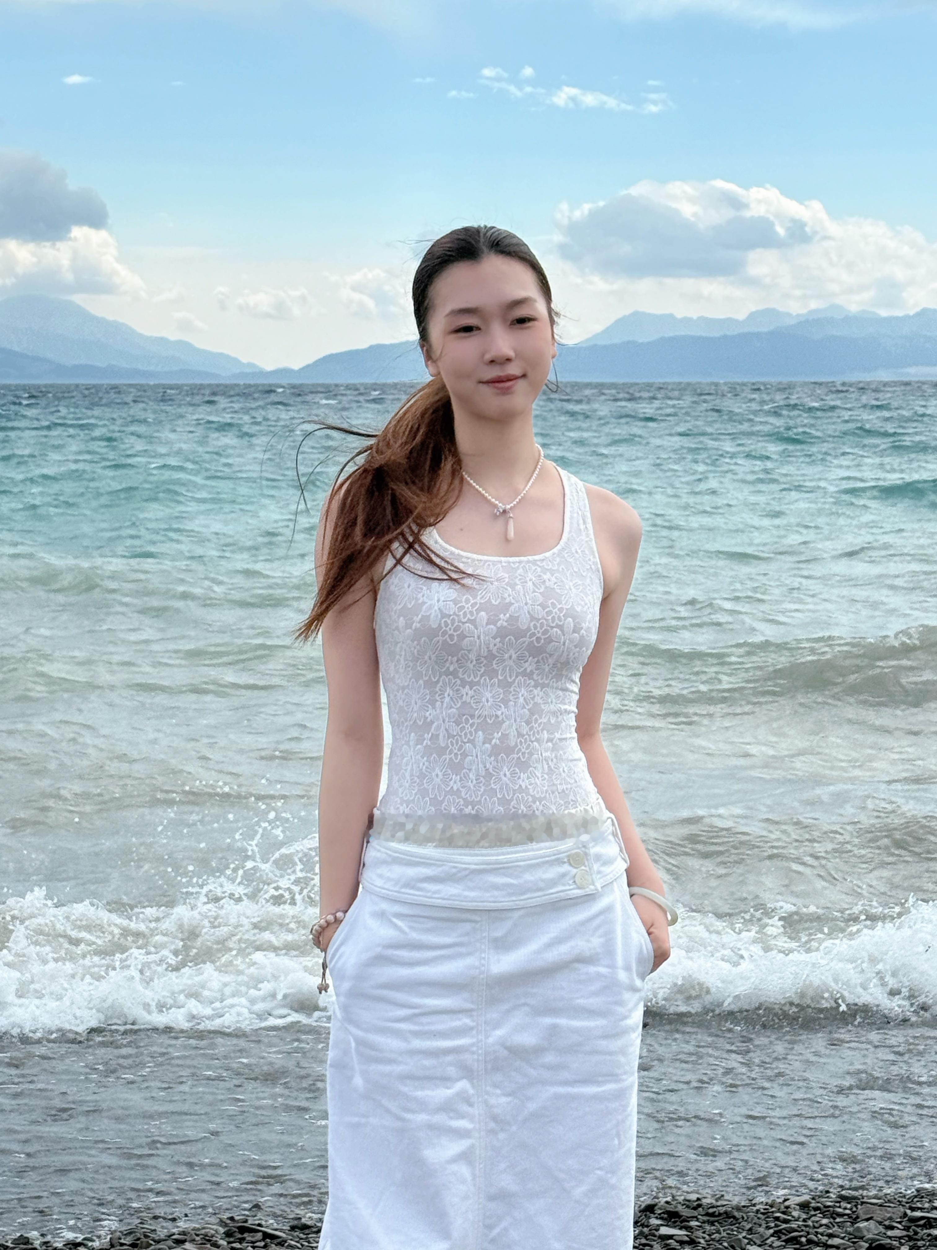 🌊​​​
