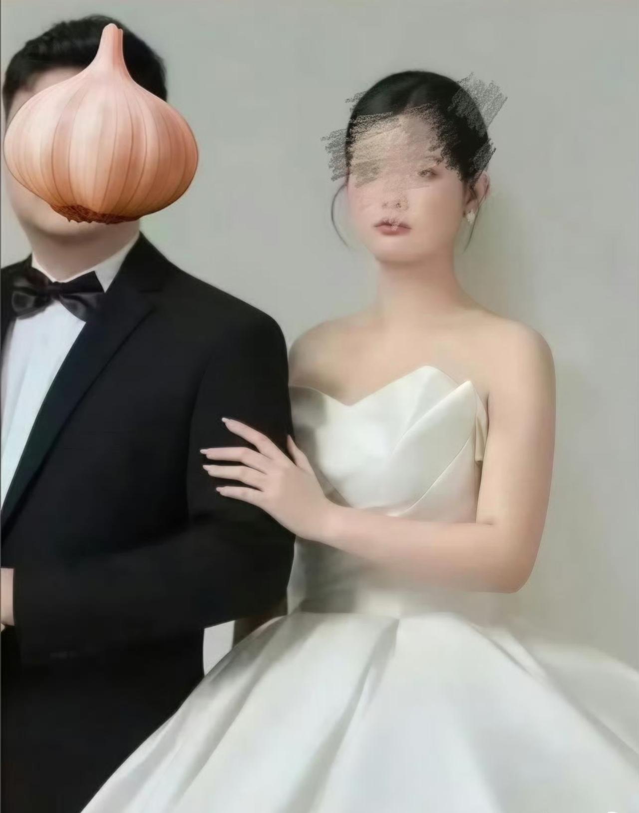 窒息的一生，28岁的女教师因不堪逼婚坠楼身亡，遗体一度无人认领。对抗逼婚11年