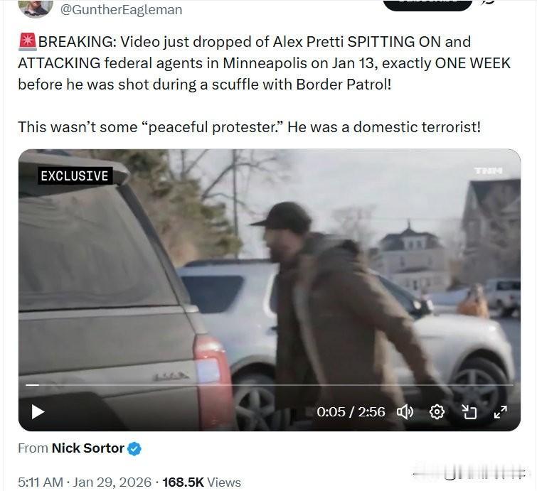 🚨突发：视频刚刚曝光，AlexPretti于1月13日在明尼阿波利斯向