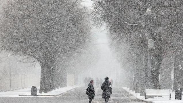 冬日预警! 双寒潮南下, 中国西南地区将迎“冰雪奇缘”?