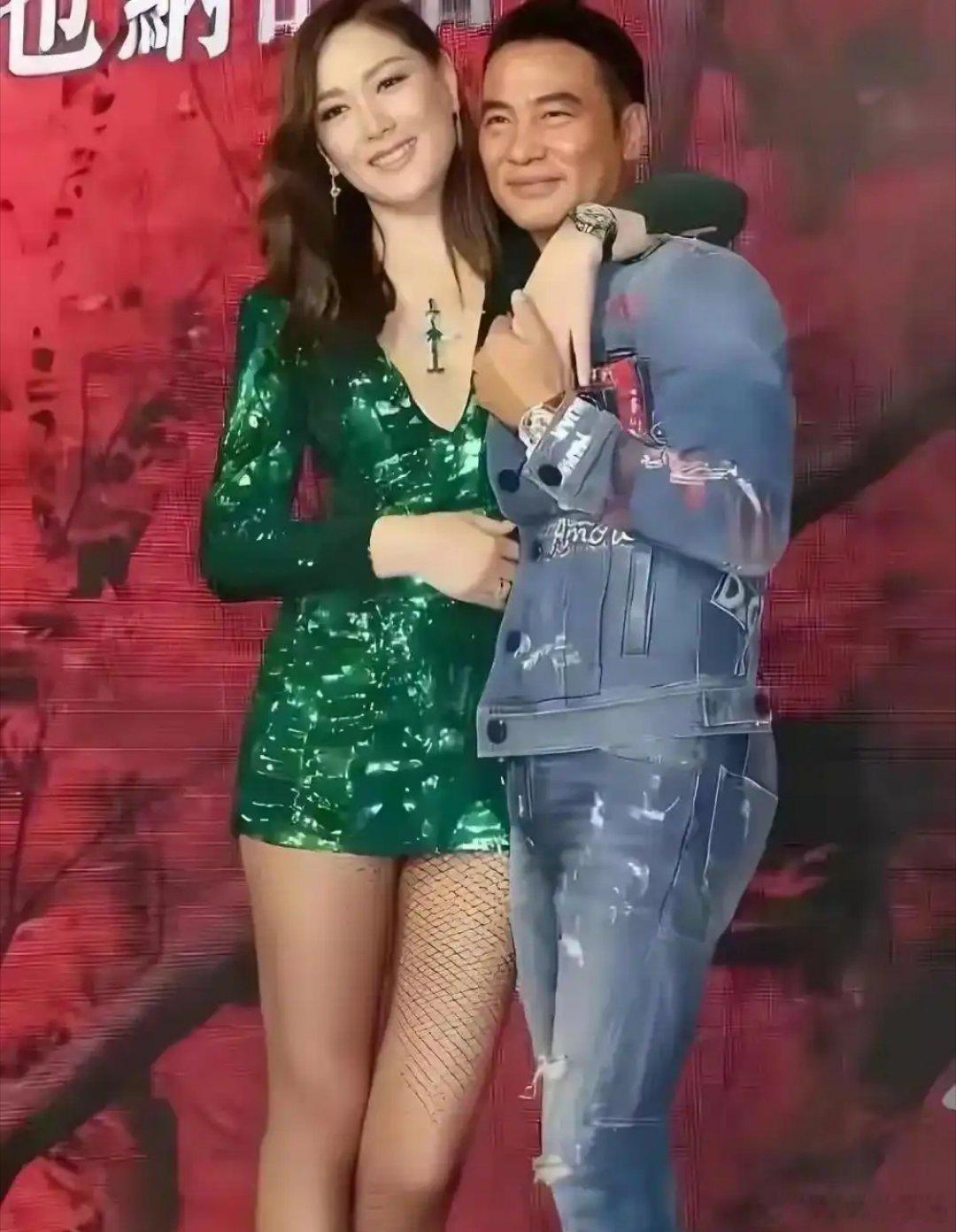 港风女神同框！关之琳63岁状态太绝了✨任达华老婆琦琦和关之琳聚餐，这画面也太养眼