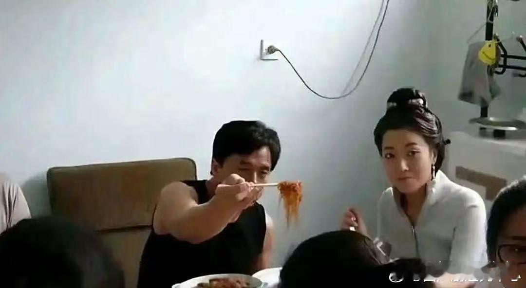 成龙和金喜善拍神话的时候。