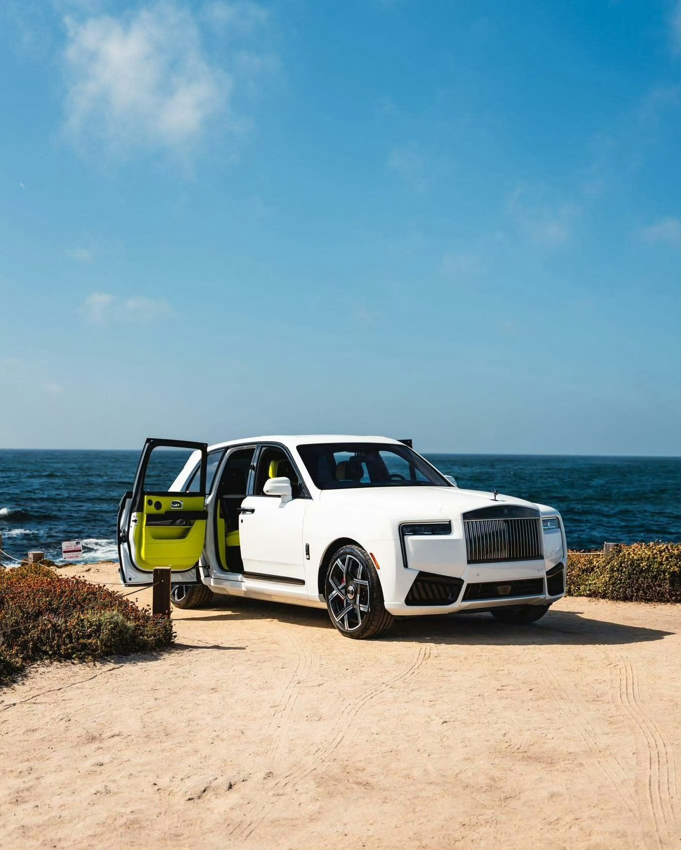 劳斯莱斯 Black Badge Cullinan ​​​  ​
