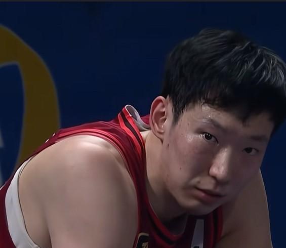 一个主场守不住，许利民最该弃用的三人是他们！1.翟晓川在本轮系列赛多次成为漏洞