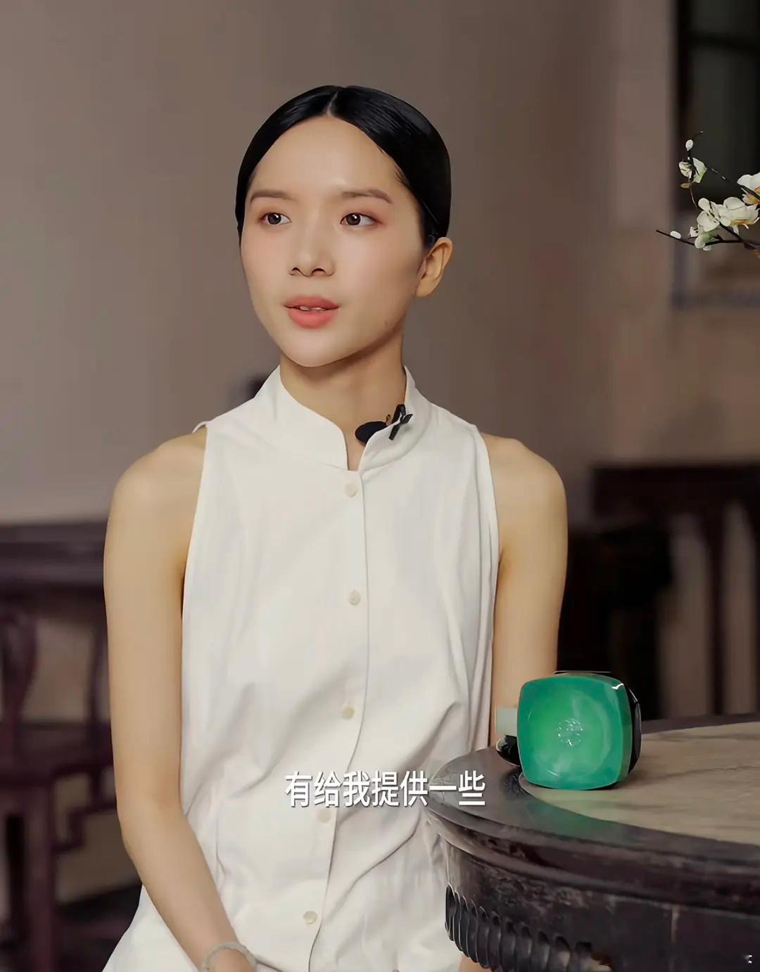 李思潼这发型一言难尽🤡