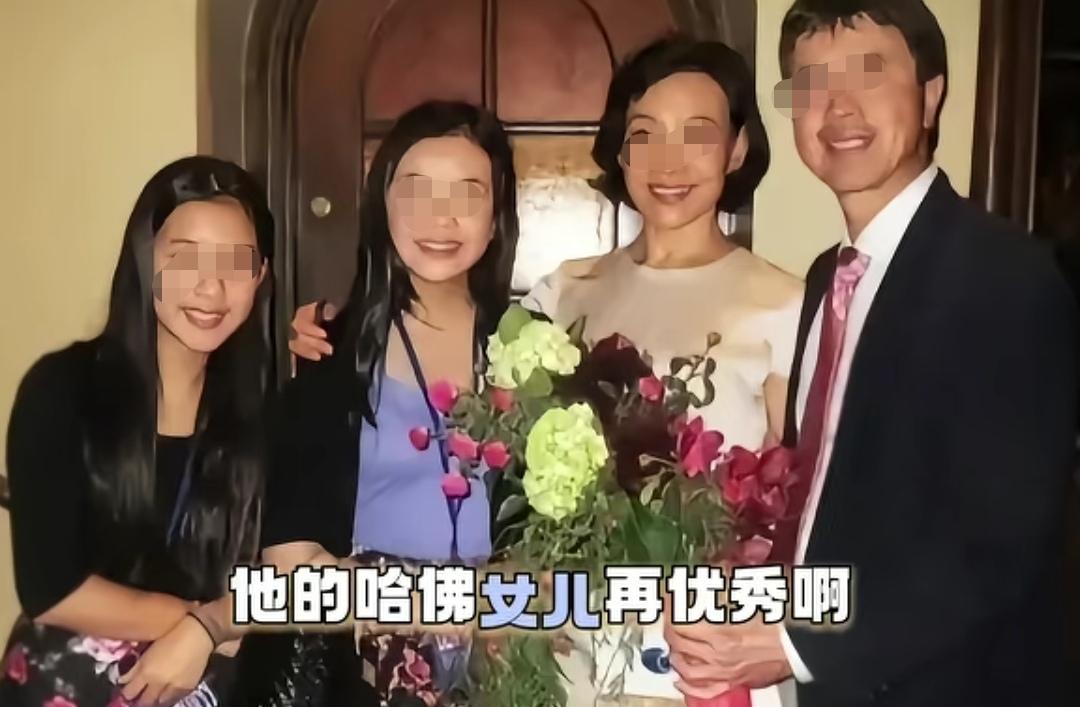 德行有亏，领养的双胞胎女儿去哪里了。（如图所示）某著名华裔女影星无子女，就从国